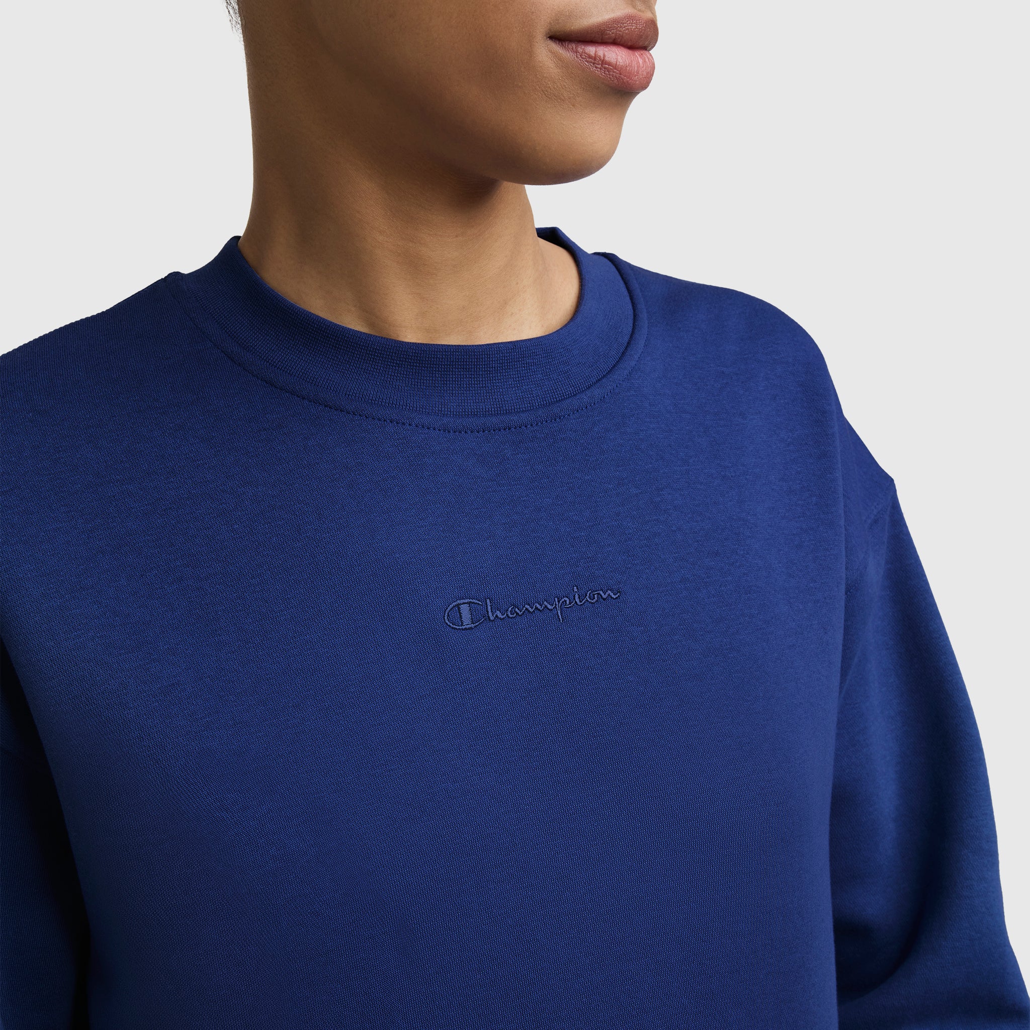 Powerblend Crewneck Sweatshirt. Embroidered Script Logo - Image 3